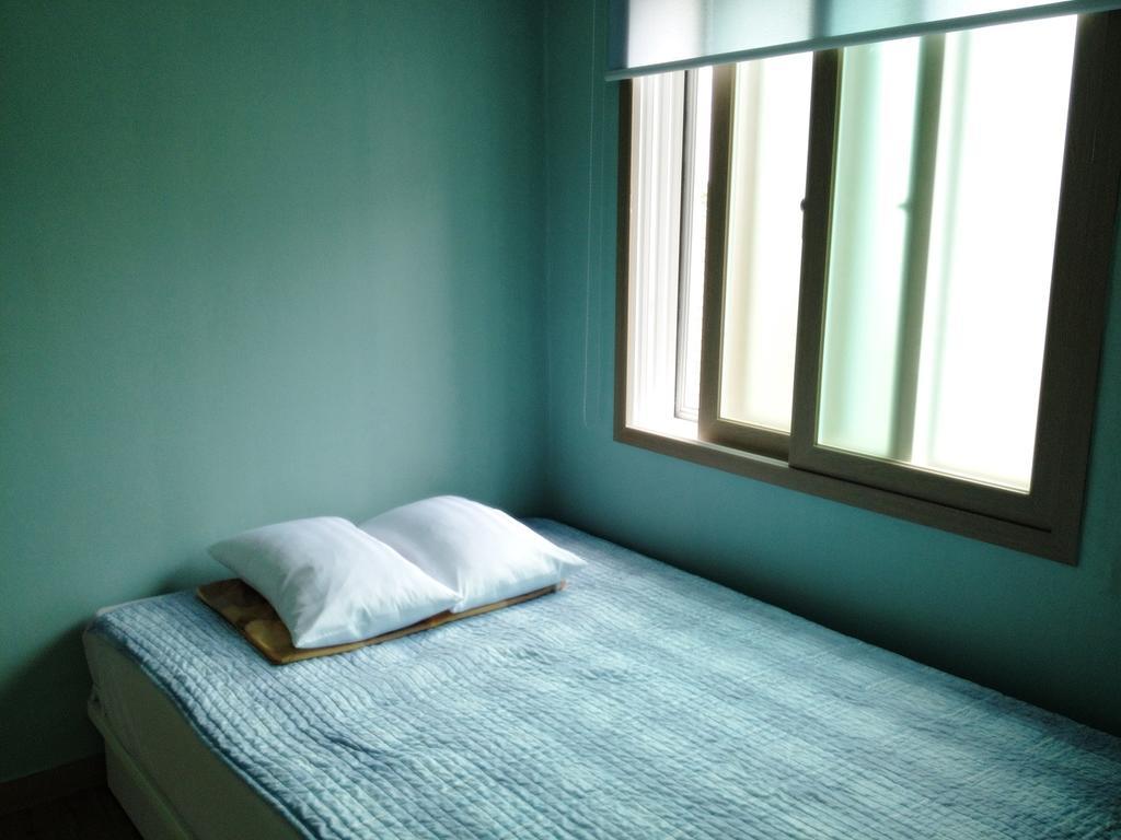 Able Guesthouse Dongdaemun Сеул Стая снимка