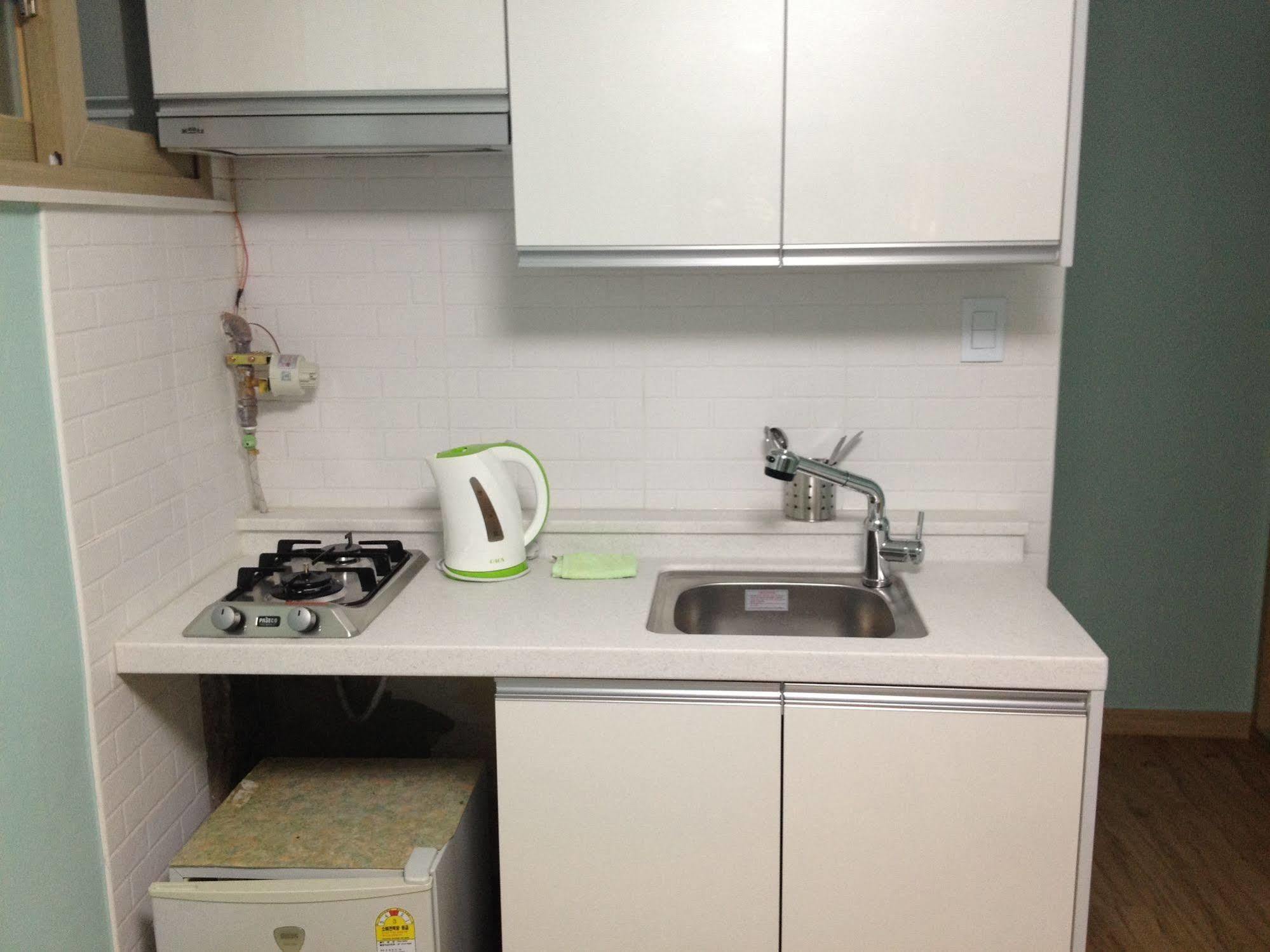Able Guesthouse Dongdaemun Сеул Екстериор снимка